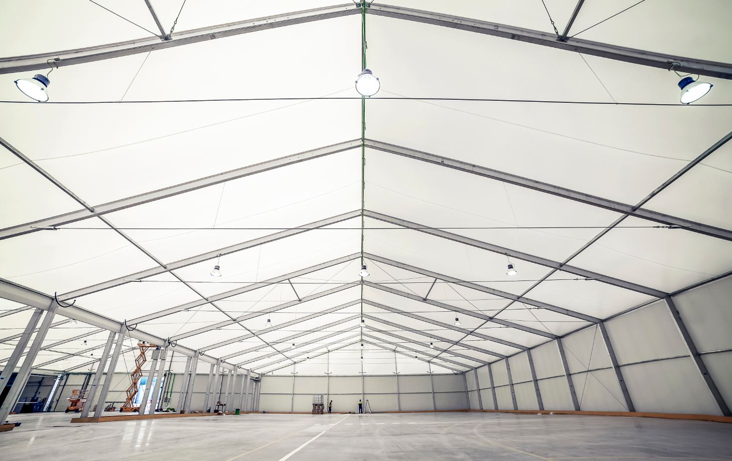 Interior de nave modular industrial